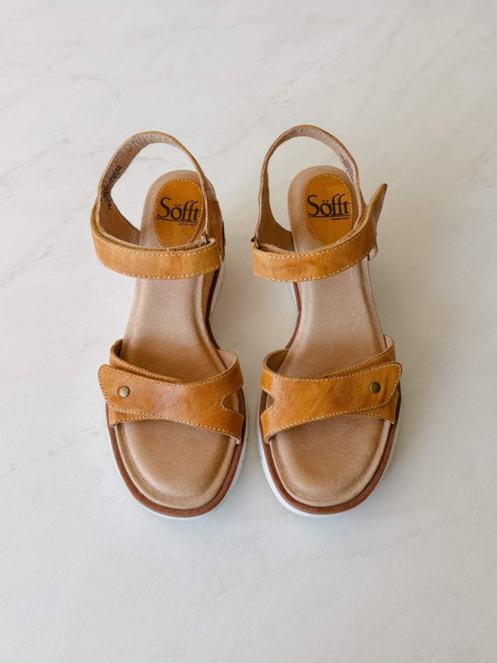 Sofft Leather Wedge Sandals Size 7 Tan Comfort Cork Heel - Picture 2 of 10